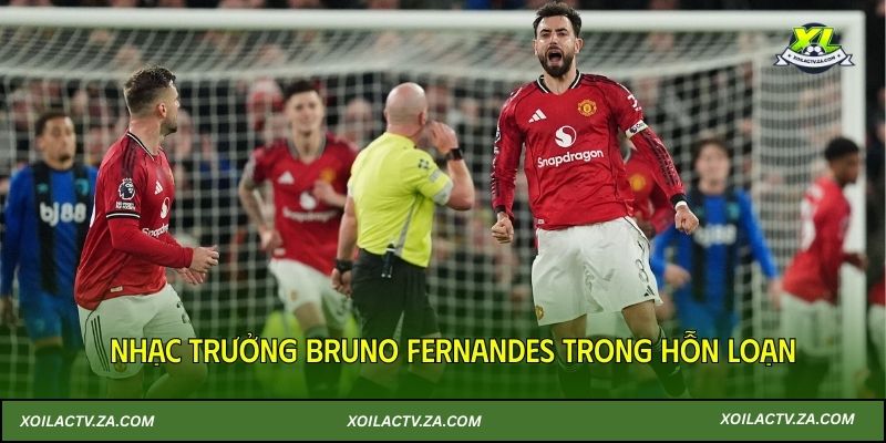 Nhạc trưởng Bruno Fernandes trong hỗn loạn